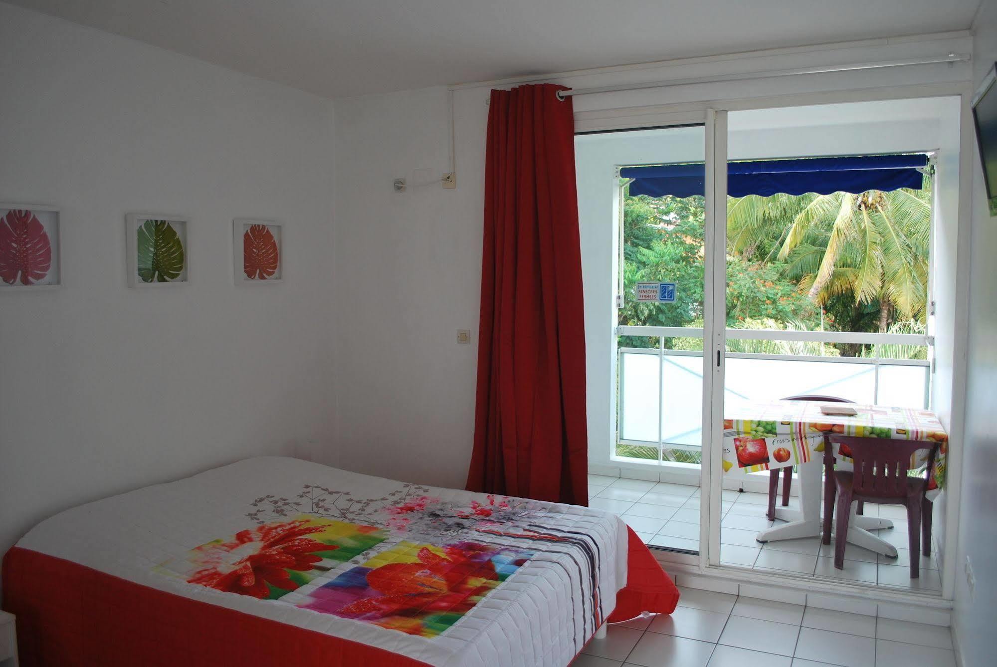 Les Creolines Aparthotel แซ็งต์-ลูซ ภายนอก รูปภาพ